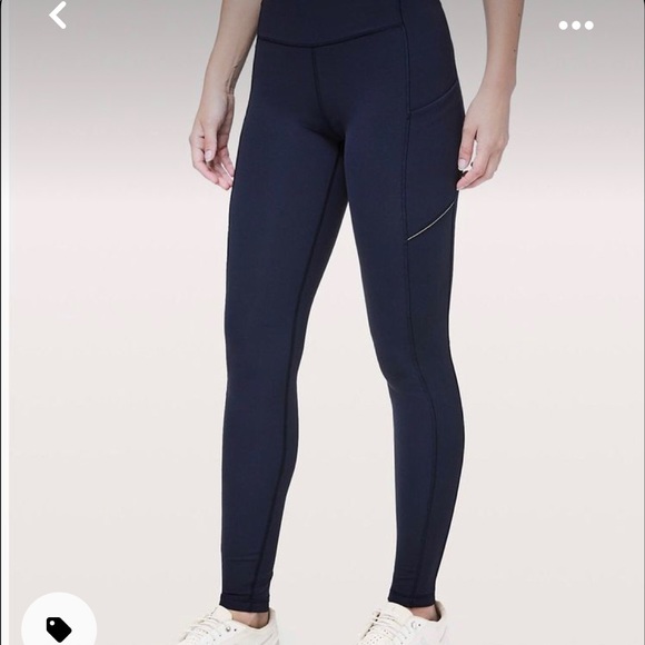 Lululemon Navy Leggings with Pockets - Picture 1 of 5